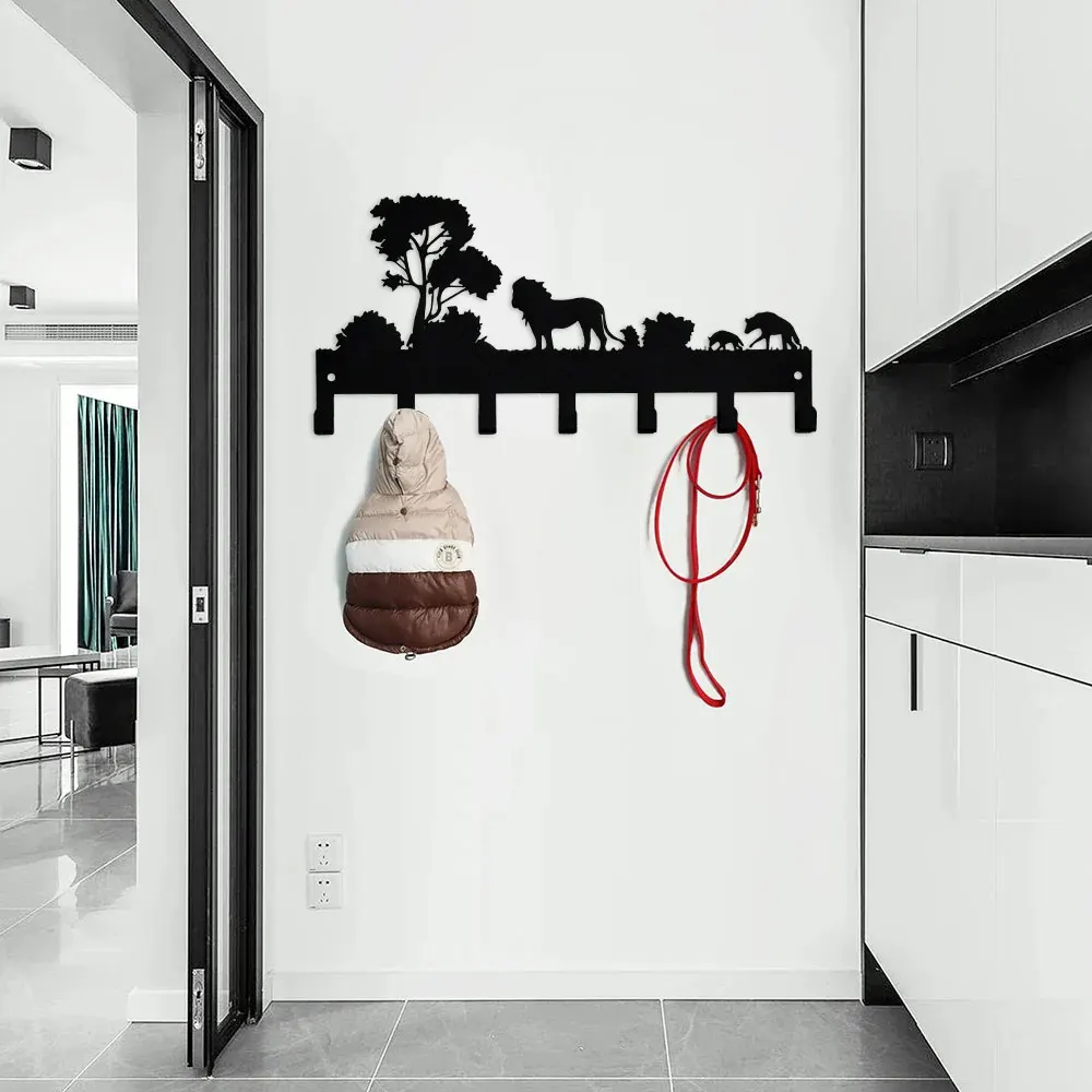 Metal Wall Mounted Key Hooks, Key Holder for Wall, Key Organizer Rack with 7 Hooks, Key Hanger Decor Lion Key Holder,