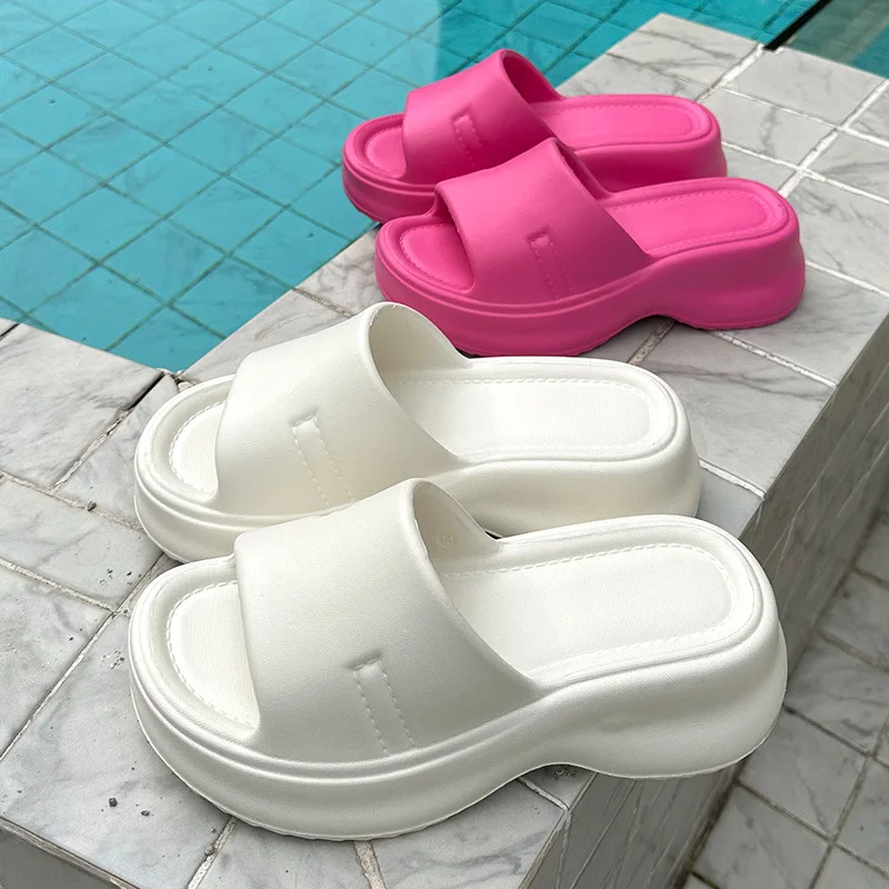 

2024 new summer bathroom home slippers female summer foot shit feeling thick-soled flip-flops eva toe loafers