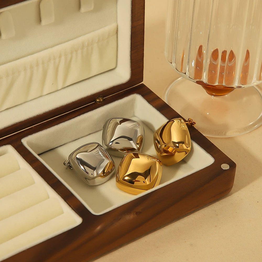 Modische Elegante Vintage Wasserdichte 18K Vergoldete Edelstahl-Ohrringe Klobige Geometrische Glatte Quadratische Ohrstecker für Damen – Detail 2