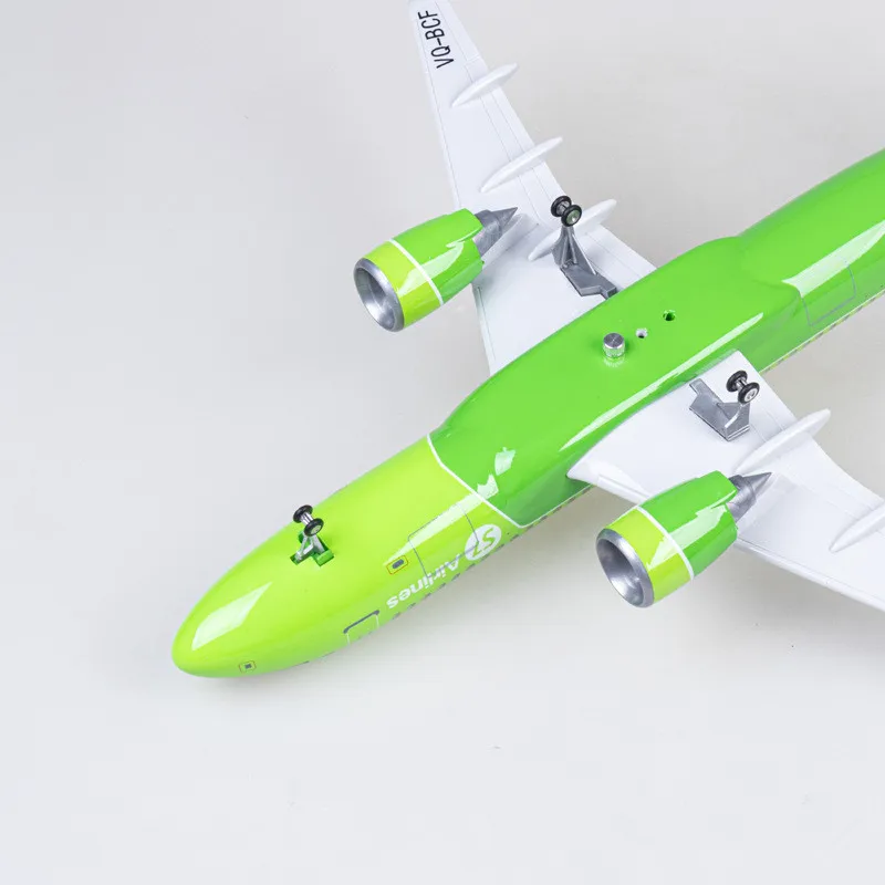 47CM 1/80 Airplane A320 NEO Siberia S7 Airlines Model Toy Light With Wheel Landing Gear Diecast Resin Plane Model Collection