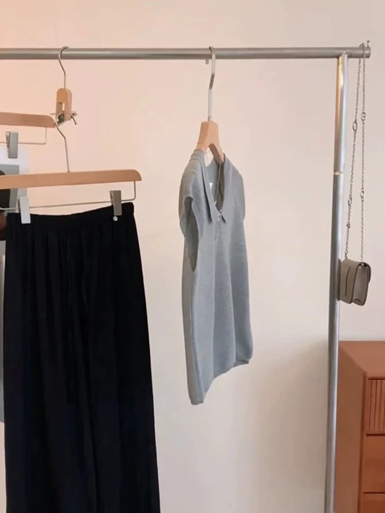 シックなニットポロネックトップカジュアルボトリングシャツ韓国スタイル通勤ファッショナブルなアンチエイジング夏の婦人服