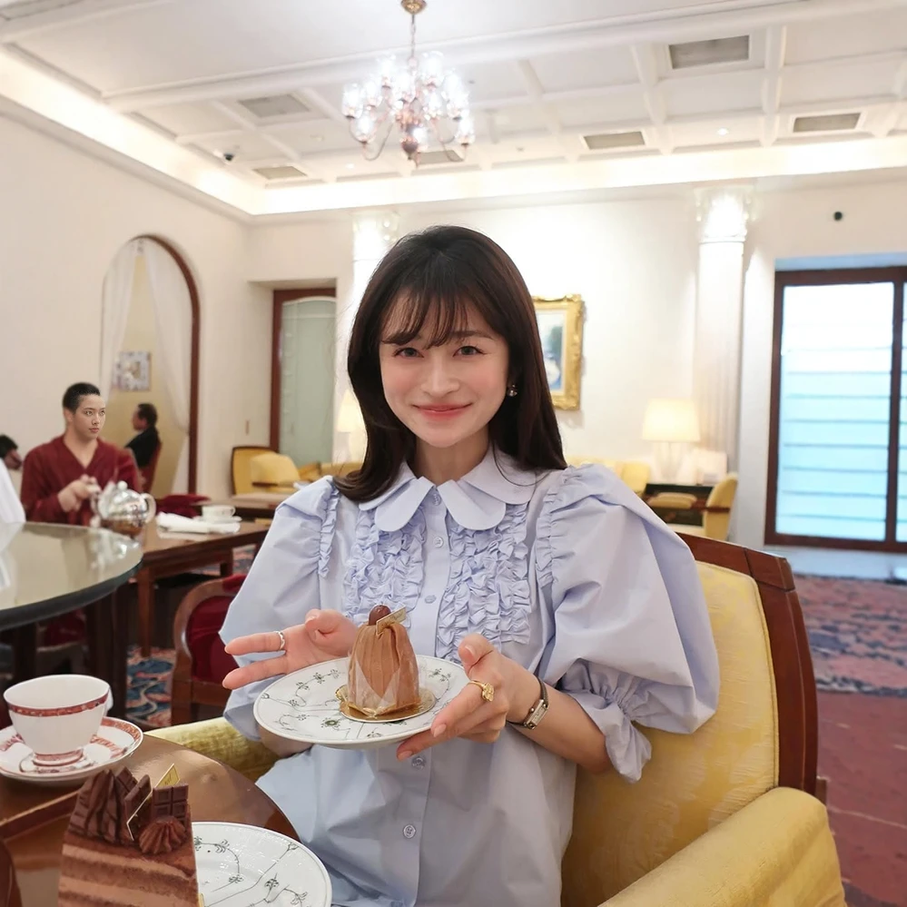 Japanese Sweet Petal Collar Fungus Edge Bubble Short Sleeve Blouse 2025 New Summer Ladies Elegant White and Blue Shirts Blusas