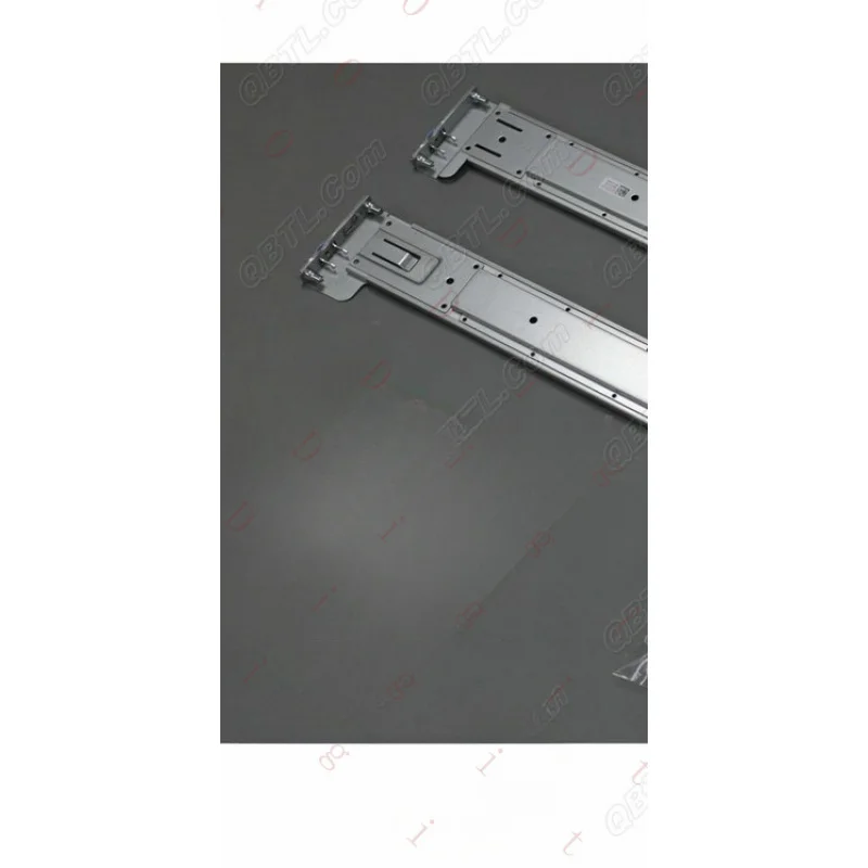 GQ-   New in Box forDell MD1200 MD1220 M1400 Sliding Ready Static Rail Kit 6CJRH 06CJRH