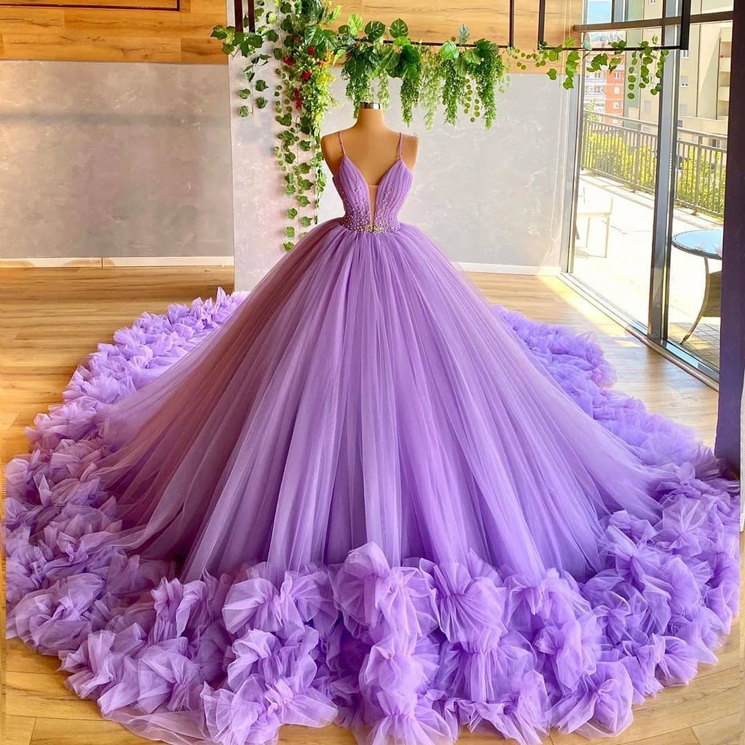 

Princess Lavender Evening Dress Crystals Extra Puffy Prom Gowns Ruffles Spaghetti Straps Party Dresses Custom Made