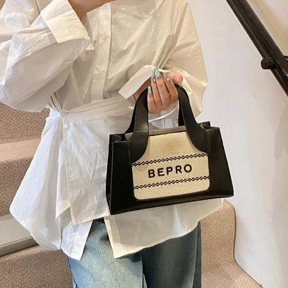 

Large Capacity PU Square Bag Letter Printed Lightweight Contrast Color Handbag Anti-splash Water Crossbody Pouch