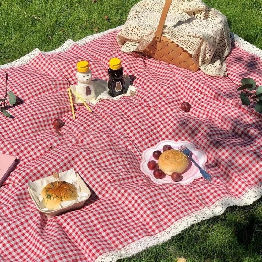 Thumbnail 2 - #57 Best Picnic Blankets to Buy In 2026