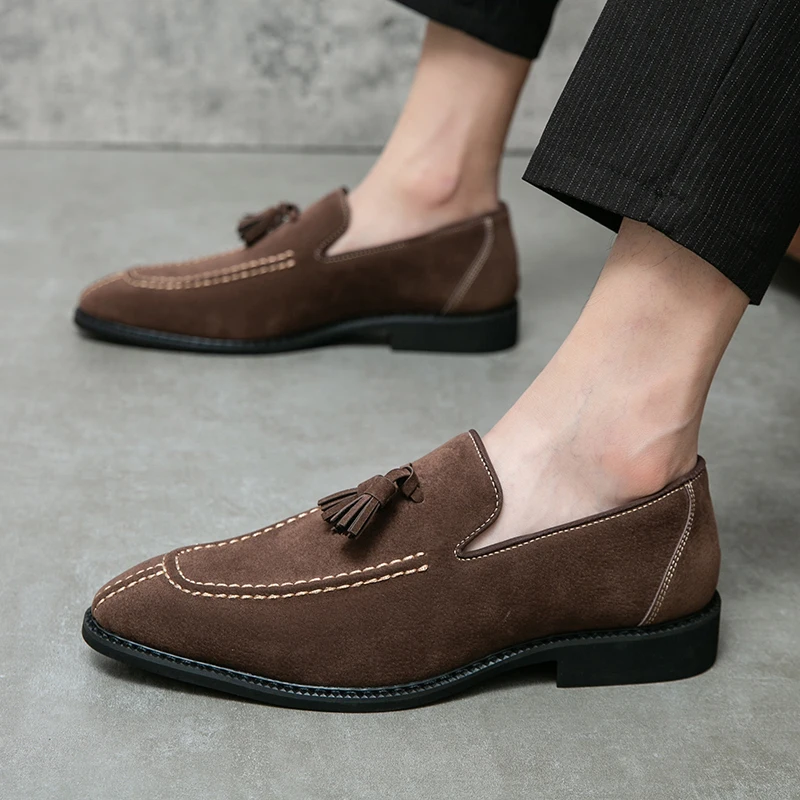 Novelty Britain Pointed Black Brown Tassels All Match Shoes For Men Casual Loafers Formal Dress Footwear Sapatos Tenis Masculino