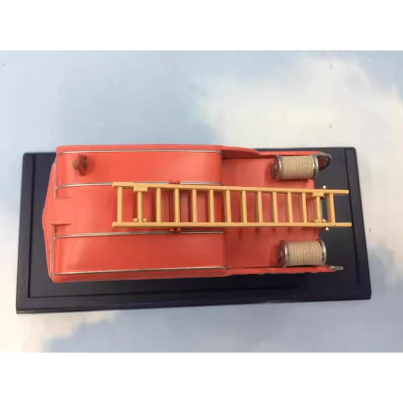 Have Flaws Diecast Alloy 1:43 The Adventures Of Tintin Red British Fire Truck Model -Ladder broken