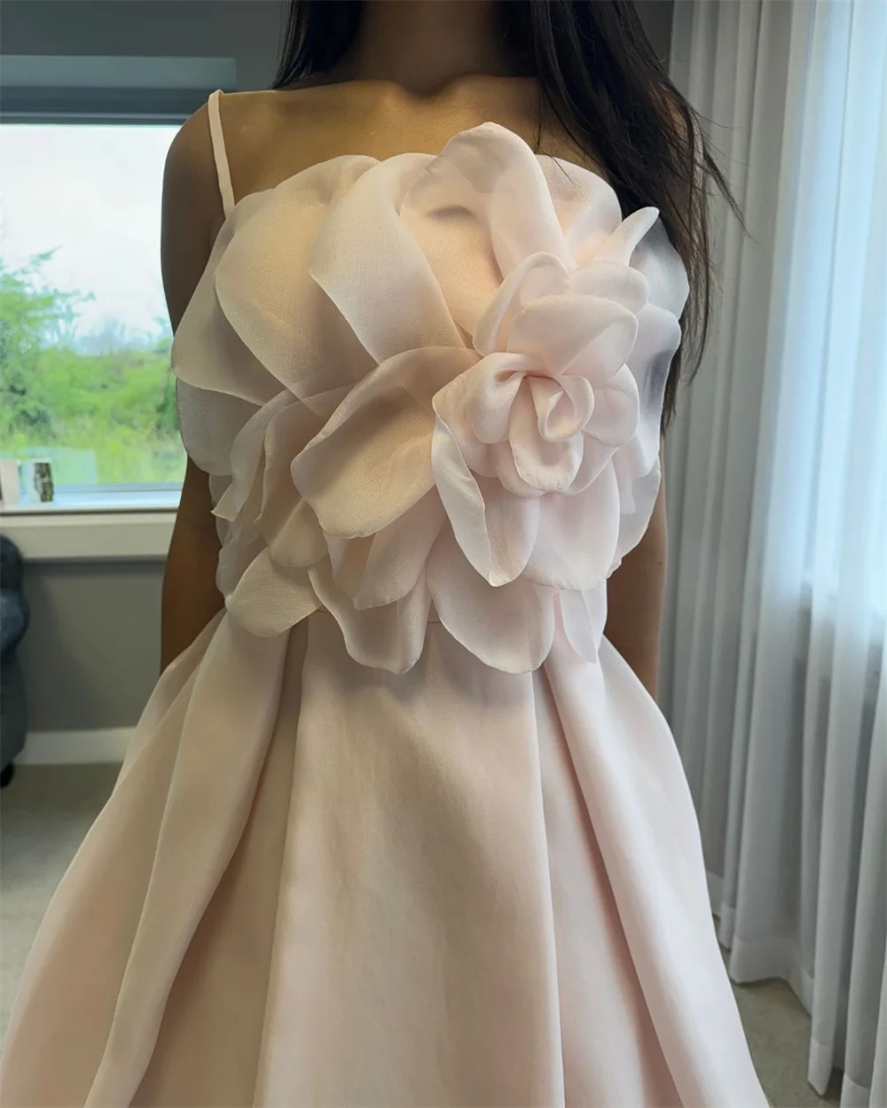 カスタマイズされた白いウェディングドレスシンプルな A ラインコートトレインローブ · デ · マリエエレガントなパーティードレス女性ストラップレススパゲッティストラップ