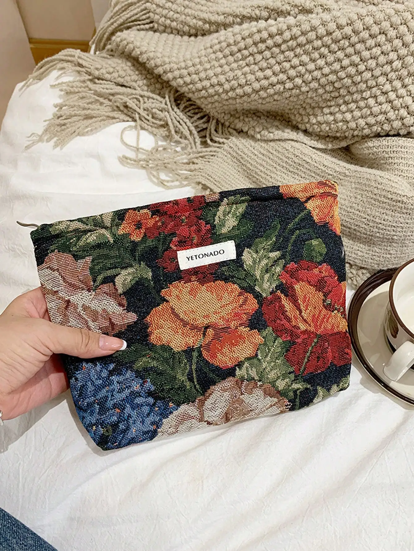 1pc/set Black bottom oriole tail flower makeup bag, multifunctional makeup bag, daily makeup storage bag, portable toiletry bag