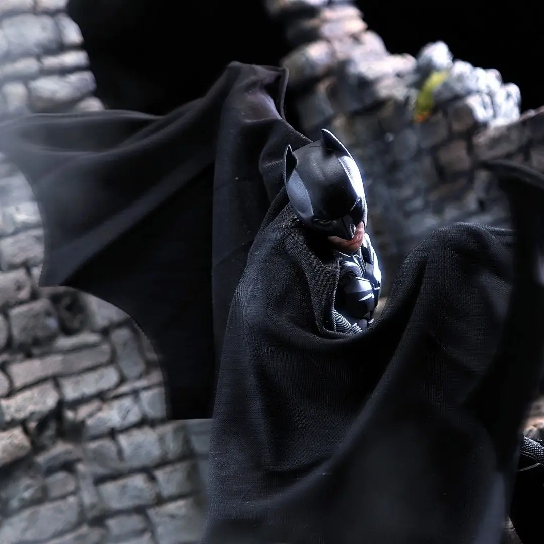 باتمان SHF أنيمي اليدوية بروس واين الظلام فارس عباءة يمكن تصميمها بحرية بنيت في سلك الحديد مناسبة للعب 1/12 #4