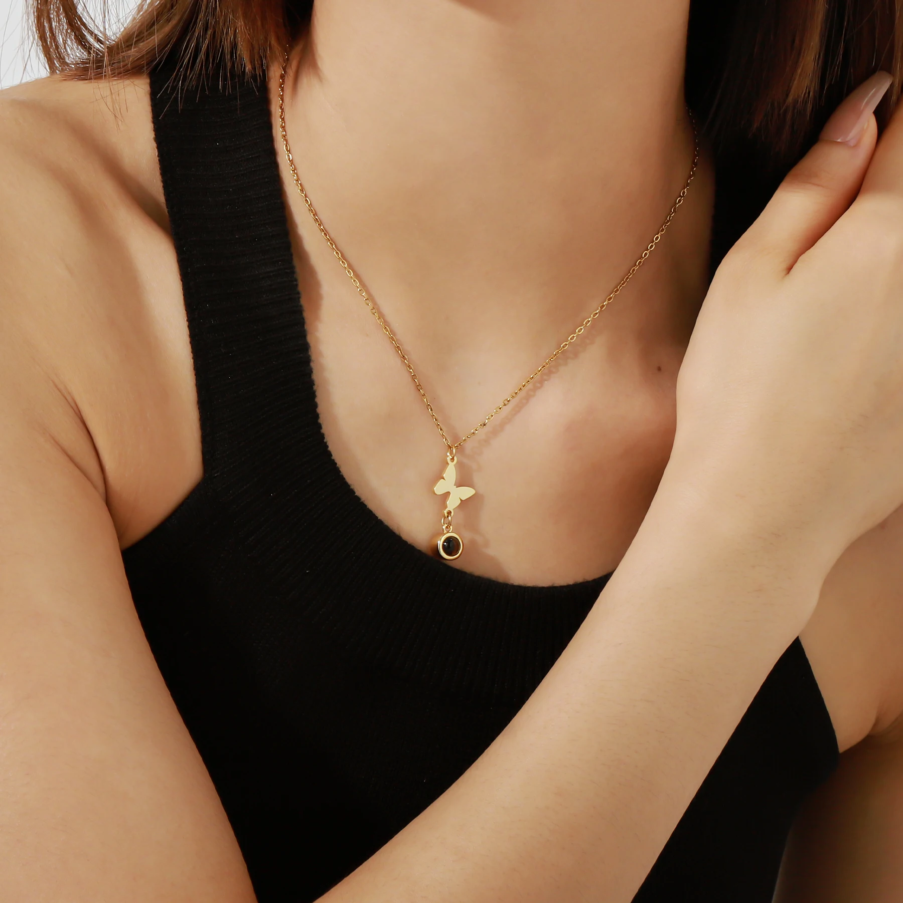 Projection Photo Necklace With Butterfly Personalized Picture Inside Pendant Minimalist Memorial Jewelry Trendy Christmas Gift