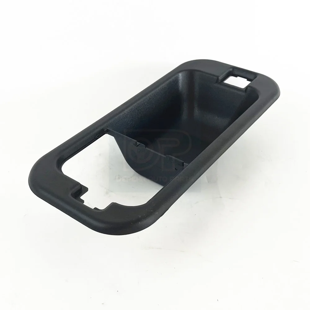 OEM 1305480 One Piece Truck Right Door Handle Protective Cover Use For Vehicles 95XF XF95 XF105