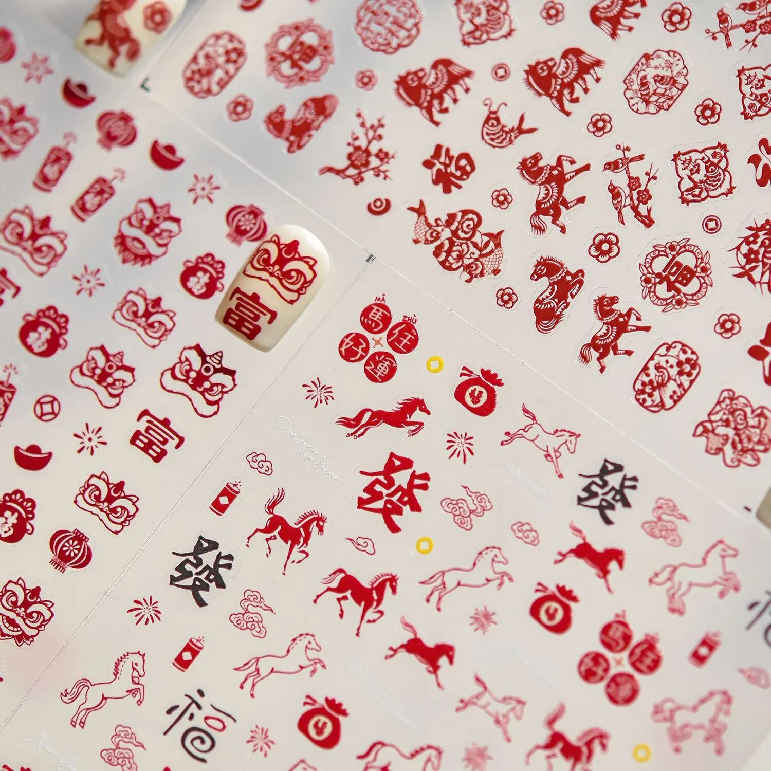 Adesivos de Unha Estilo Chinês com Recortes de Papel, Temas de Cavalo, Flor Rica, Dança do Leão, Carpa Koi, Pônei, para Ano Novo, Decoração DIY para Unhas