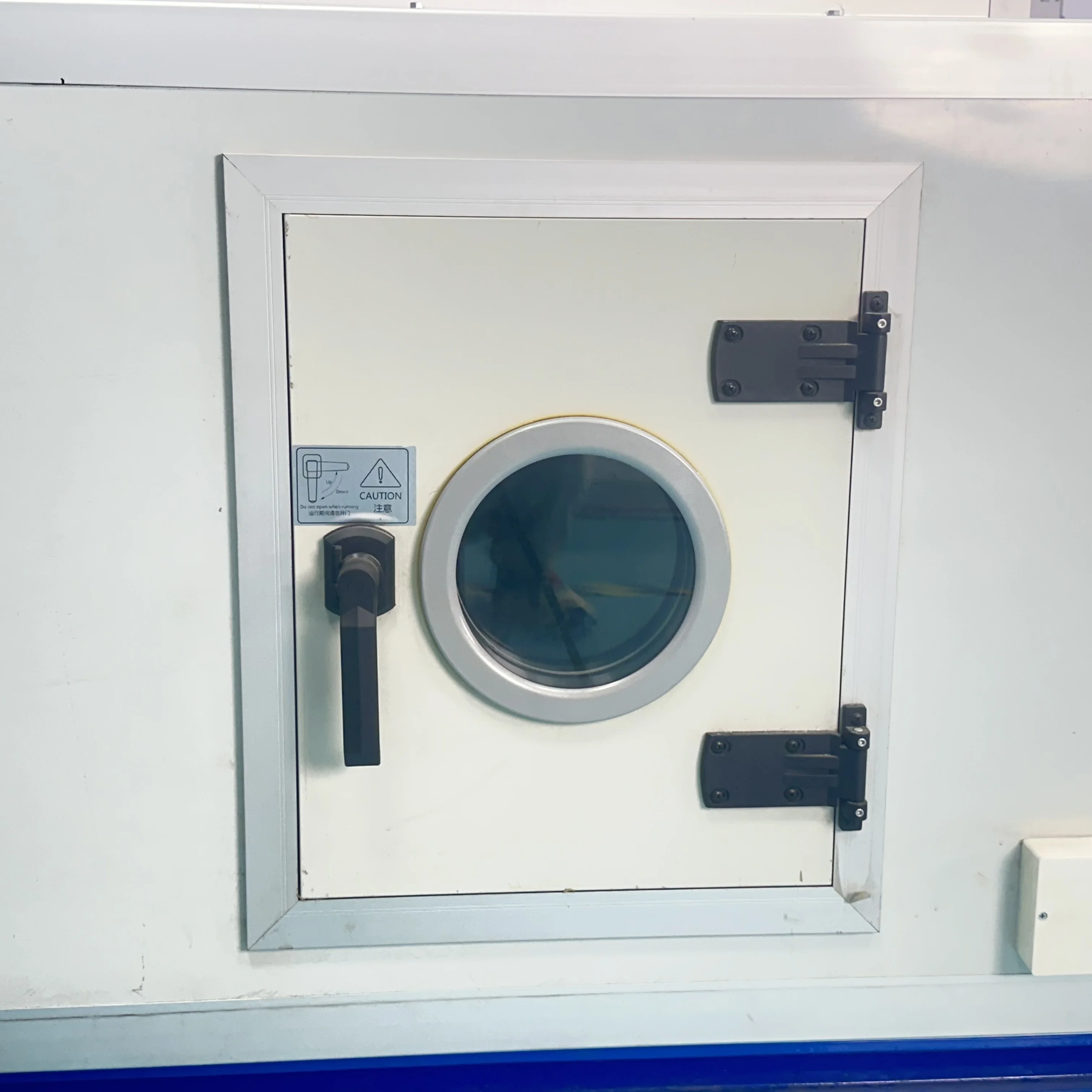 病院のための産業長方形の空気処理ユニット 50mm の厚さの断熱材 AHU コンポーネントのアクセス ドアの観察