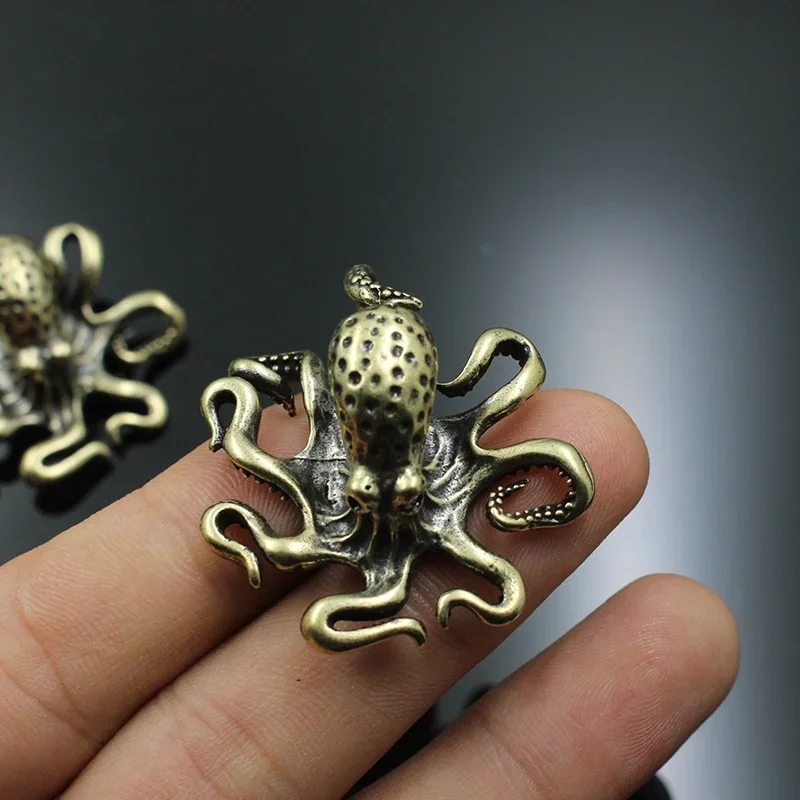 Brass Octopus Home Decoration Antique Copper Animal Figurines Miniatures Desk Ornament Accessories Creative Table Tea Pets Craft