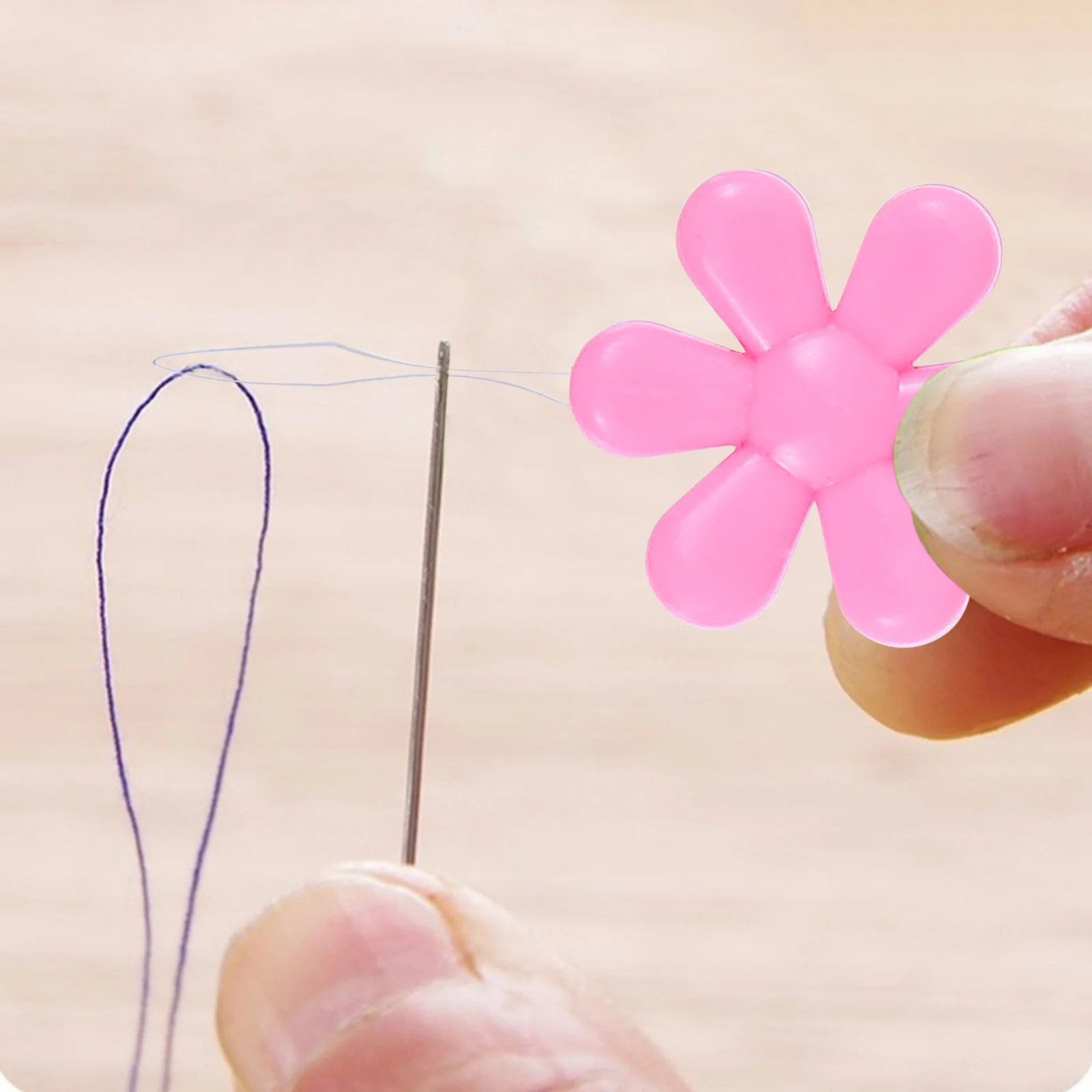 

20Pcs Needle Threaders Wire Loop Hand Machine Sewing Crafting Tool for Elderly DIY Projects Threader Needle Threader