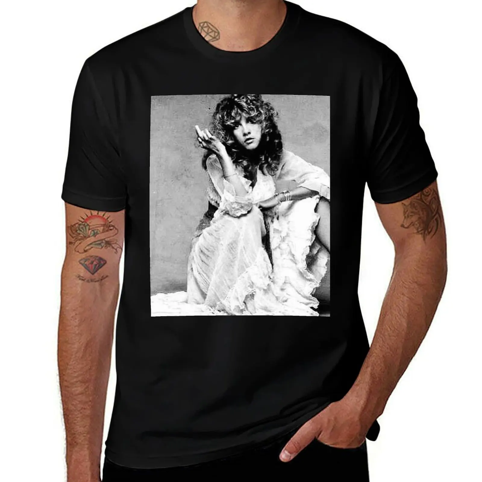 Stevie nicks middle finger T-Shirt Work Comfort T-Shirt for Men