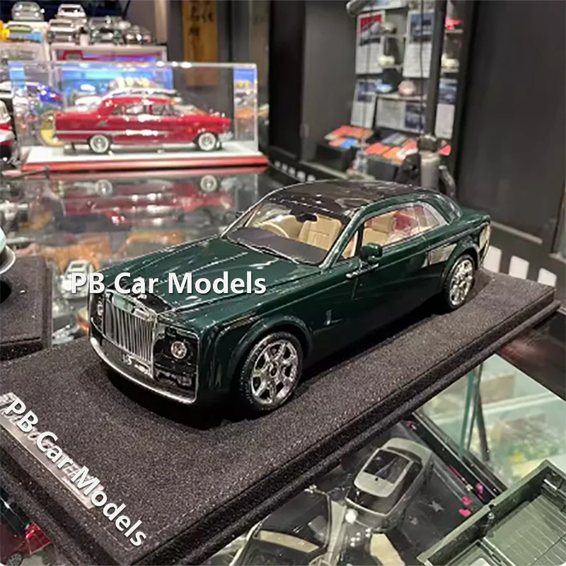 IVY Tailor 1:18 Huiying Retro Coupe Resin Car Model