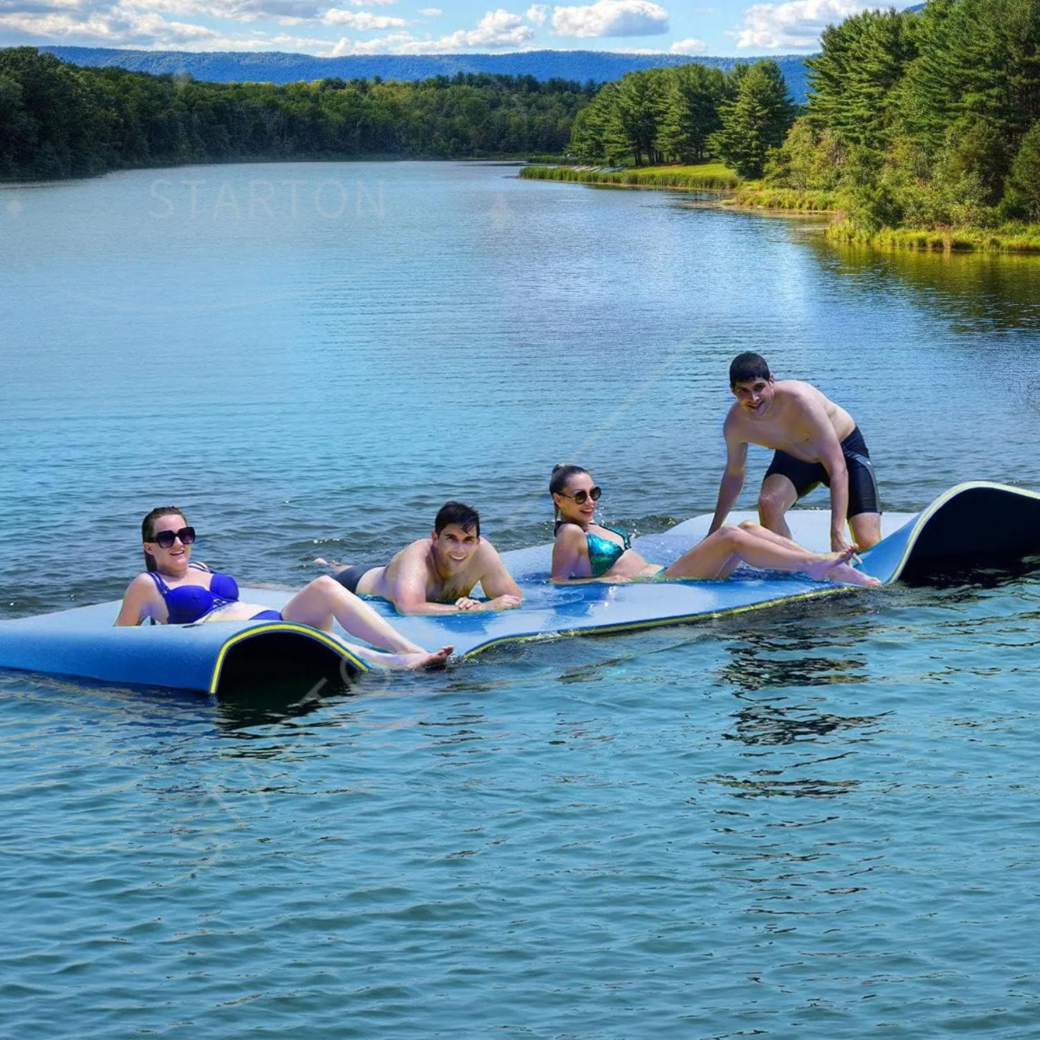 Floating Water Pad, 3-Layer Tear-Resistant XPE Foam Mat, with Mooring Device and Hook-Loop Straps Roll-Up