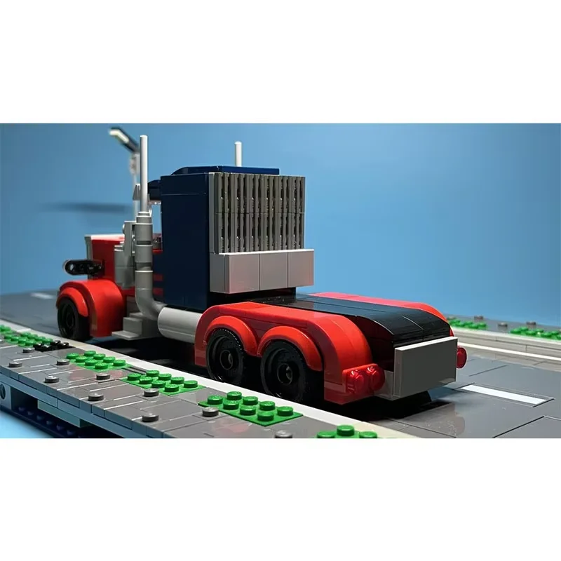 

MOC Heavy Truck Movie-Style Truck Front Assembly Blocks, Educational and Stress-Relieving Desktop Toy (372pcs)