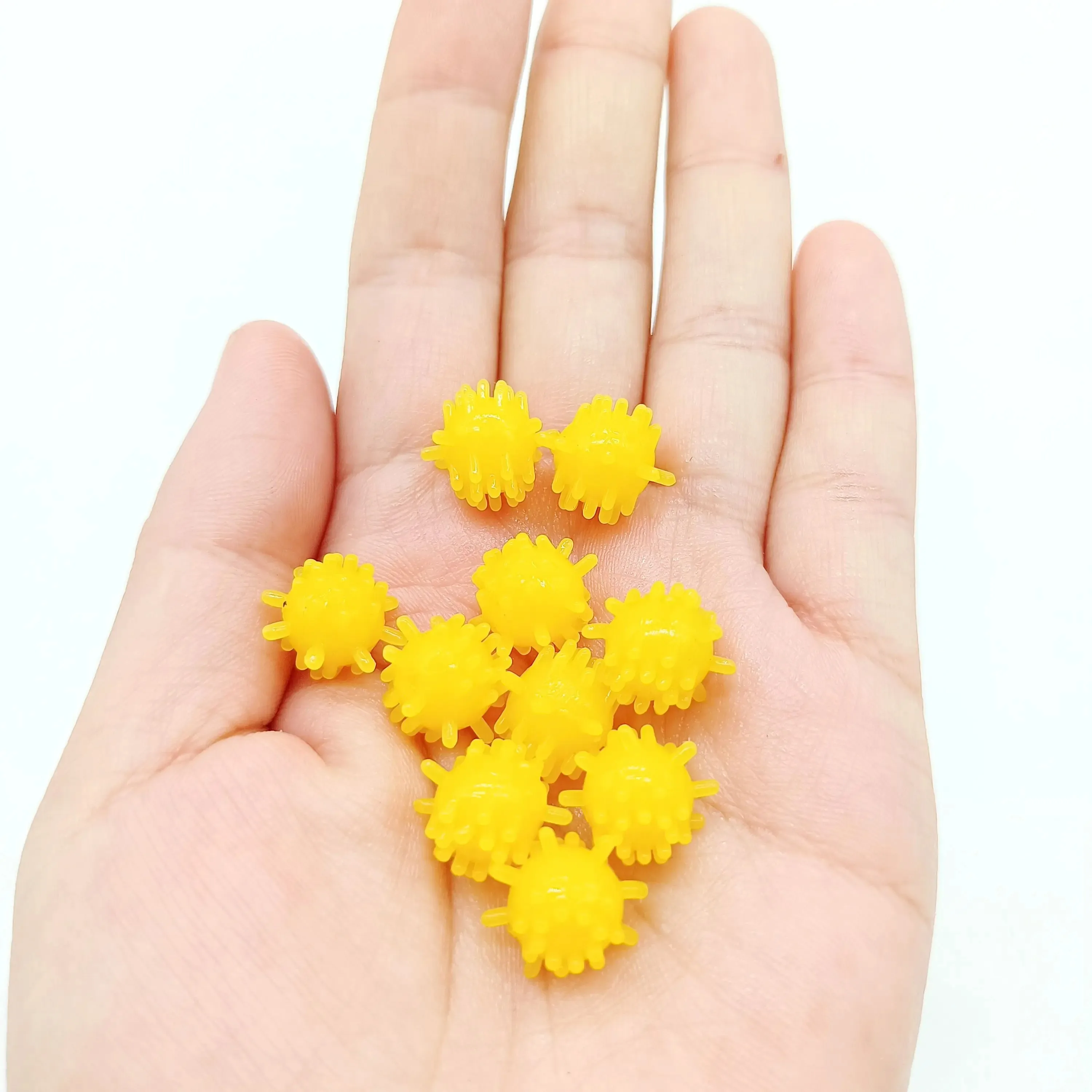 

20pcs 10mm Floating Pop Up Carp Fishing Baits Corn Scent Spiky Boilies High Elastic Luminous Rig Hook Bait