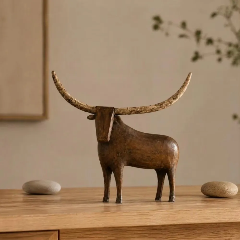 Vintage Style Longhorn Bull Sculpture Western Style Rugged Sheep Cow Figurine Handcrafted Rustic Longhorn Bull Craft Ornament