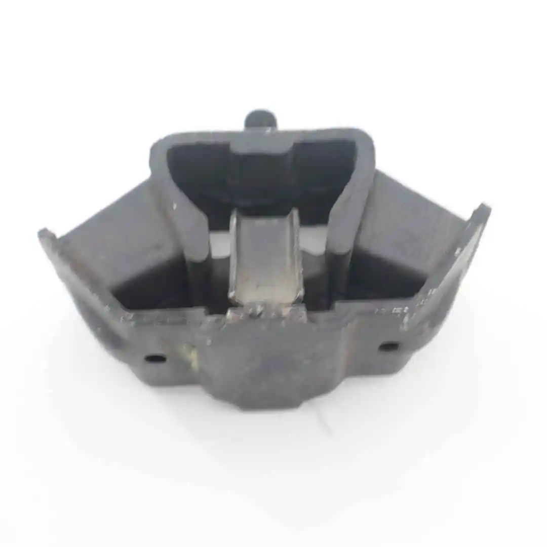 124 240 06 18 TRANSMISSION MOUNT for MERCEDES-BENZ 190 W201