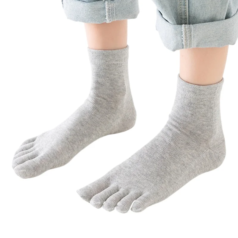 Women's High Elastic Socks Sweat-Absorbing Medium Tube Separated-Toe Thin Breathable Casual Solid Color Sports Five Finger Socks