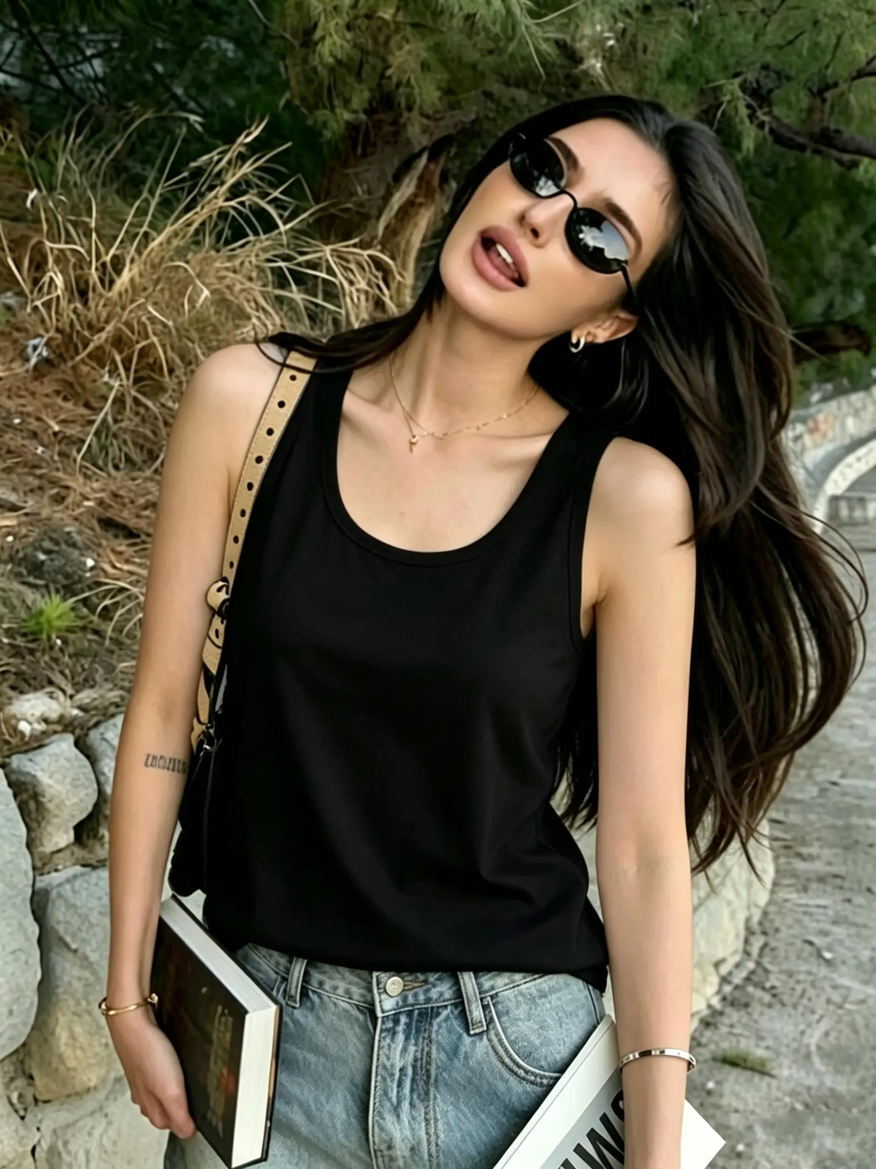 Y2K Summer Solid Color Korean Vest Womens Breathable Cotton Camisole Slim Thread Tank Tops Female Crewneck Casual Singlet