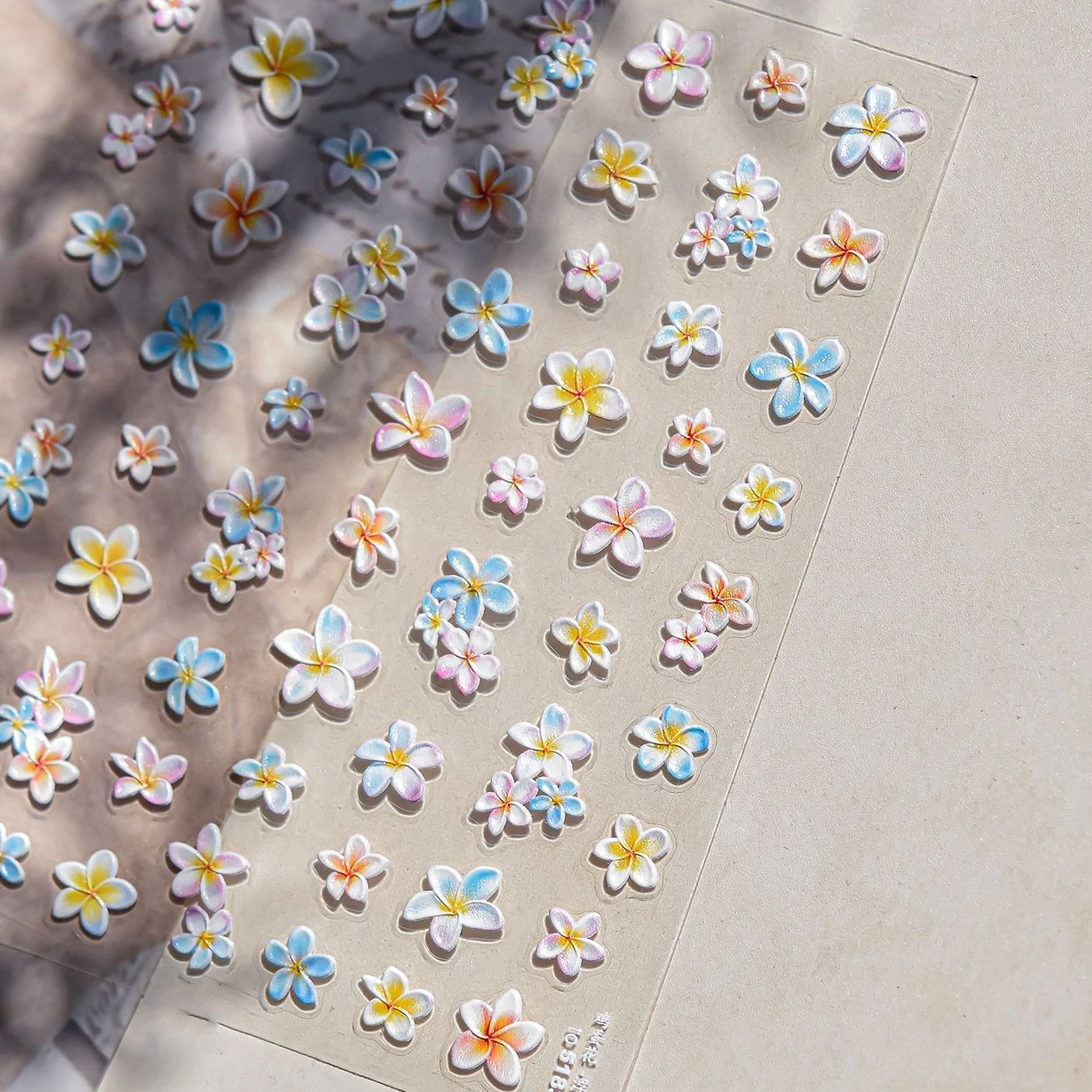 Kleurrijke Frangipani Heldere Lelie Bloemen Geleidelijke Bloemblaadje Levendige Dauw Delicate Romantische Nail Art Stickers Manicure Decals Decoraties