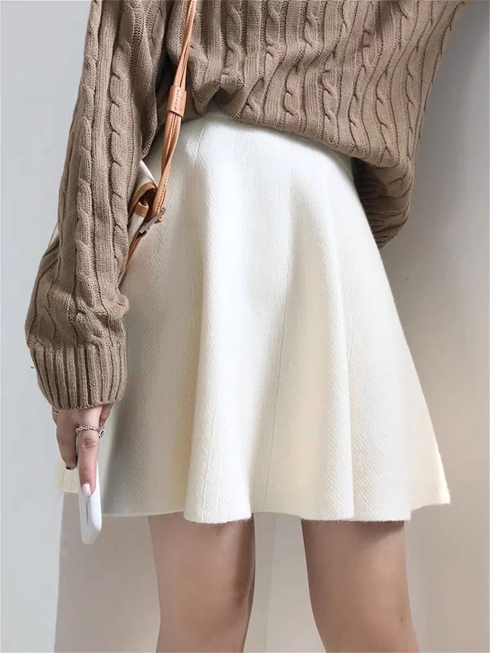 Small Solid Color High Waist Fashion A-line Short Skirt 2023 Autumn/Winter New Women\'s Large Knitted Half Knitted Short Skirt