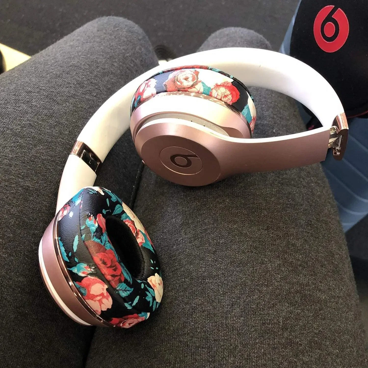 Fone de substituição para Beats Solo 3, couro proteico premium, espuma de memória, floral preto, 2