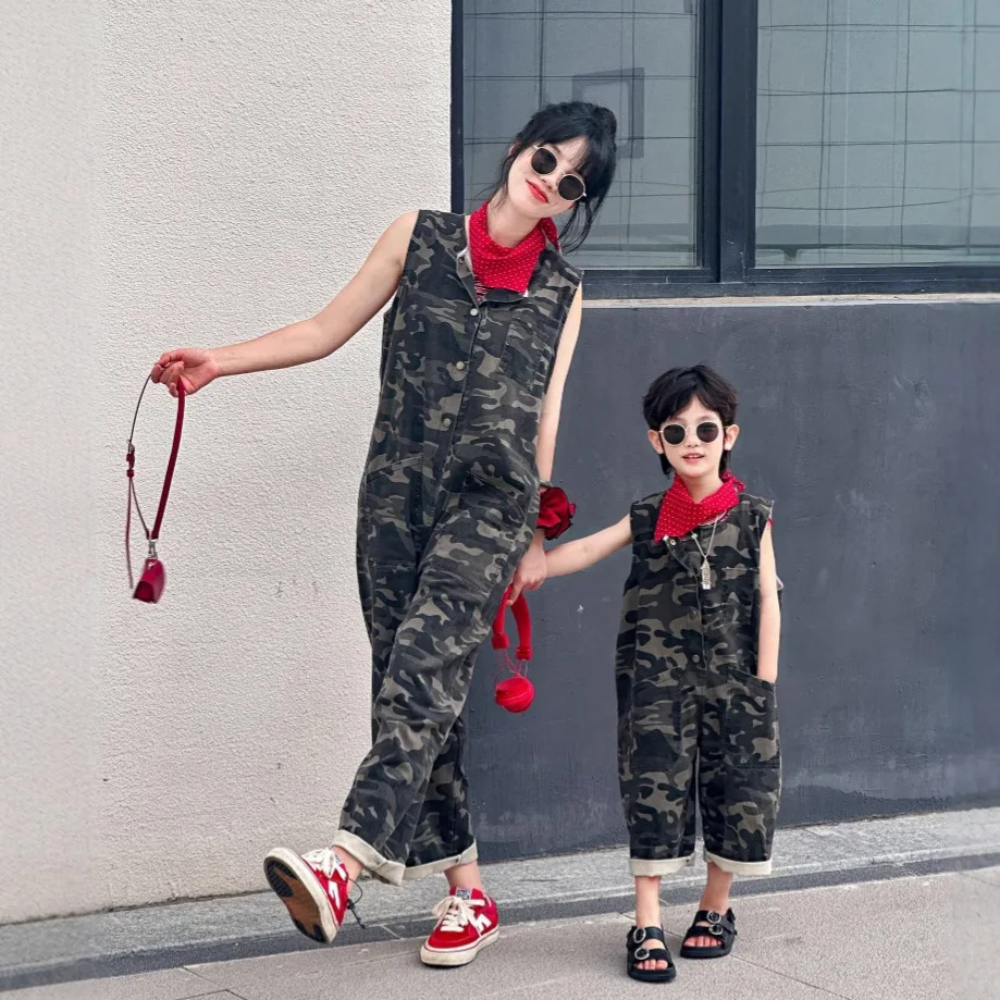 

Корейская мода, камуфляжные одинаковые комплекты, комбинезон без рукавов для мамы и сына/дочки, комбинезон «Мама и я», летний повседневный комбинезон