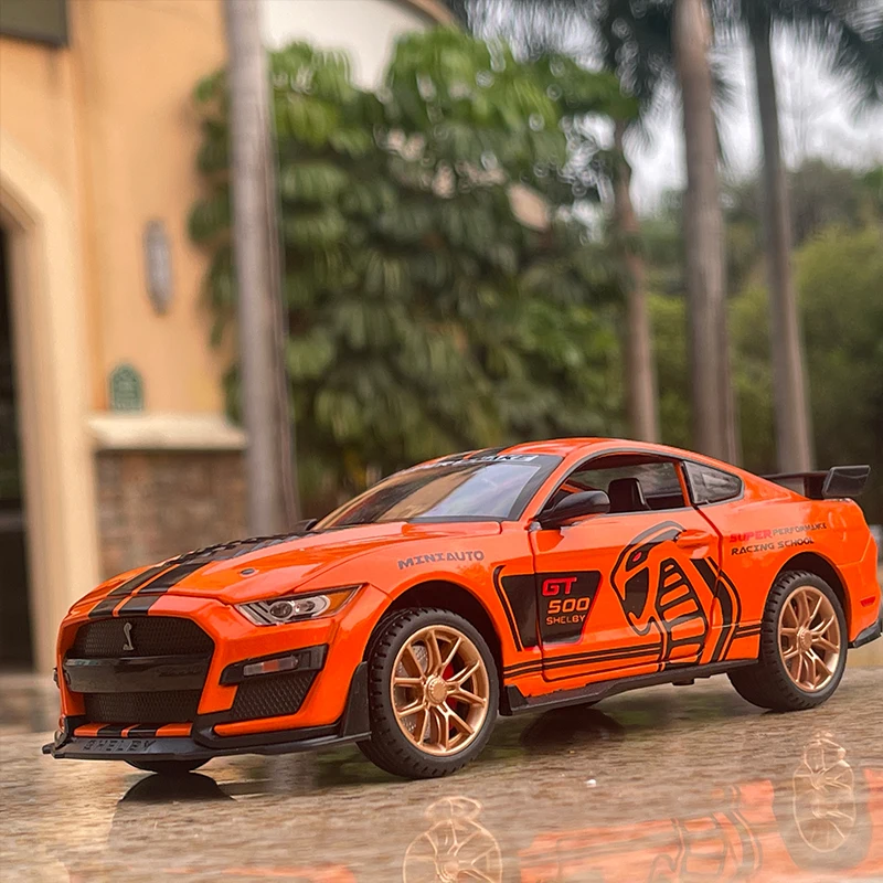 

1:24 Ford Mustang GT500 Alloy Racing Car Model Diecast & Toy Vehicles Metal Car Model Simulation Collection Toy Gift