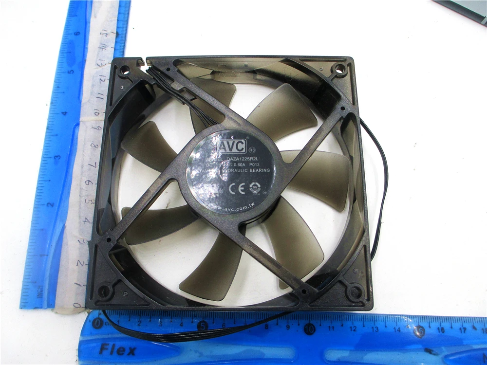 

NEW AVC DAZA1225R2L DS12025R12L 12V 0.60A 12025 12CM 4PIN PWM cooling fan FOR Lenovo Saver Y700 Y920T Case fans