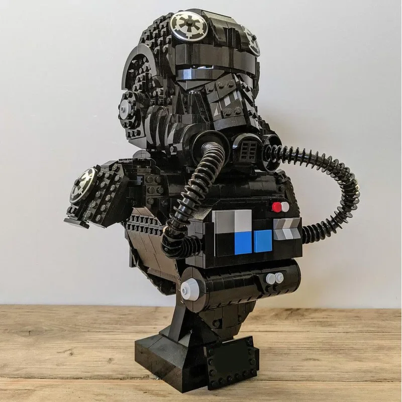 

1532pcs MOC Science Fiction Movie (STAR BATTLE) TIE Fighter Pilot Figure Helmet Series Building Blocks Model Festival Gift