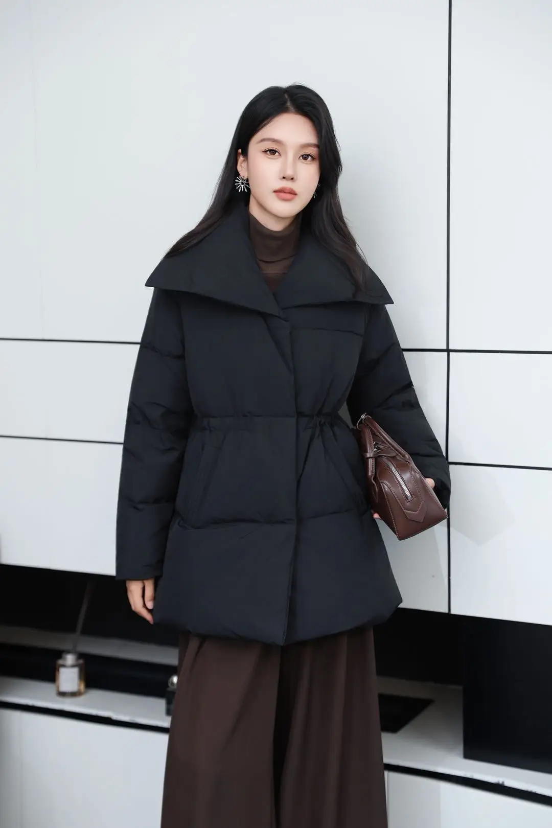 Korean style medium to long length Chinese style down jacket for women in winter 2025 fashion