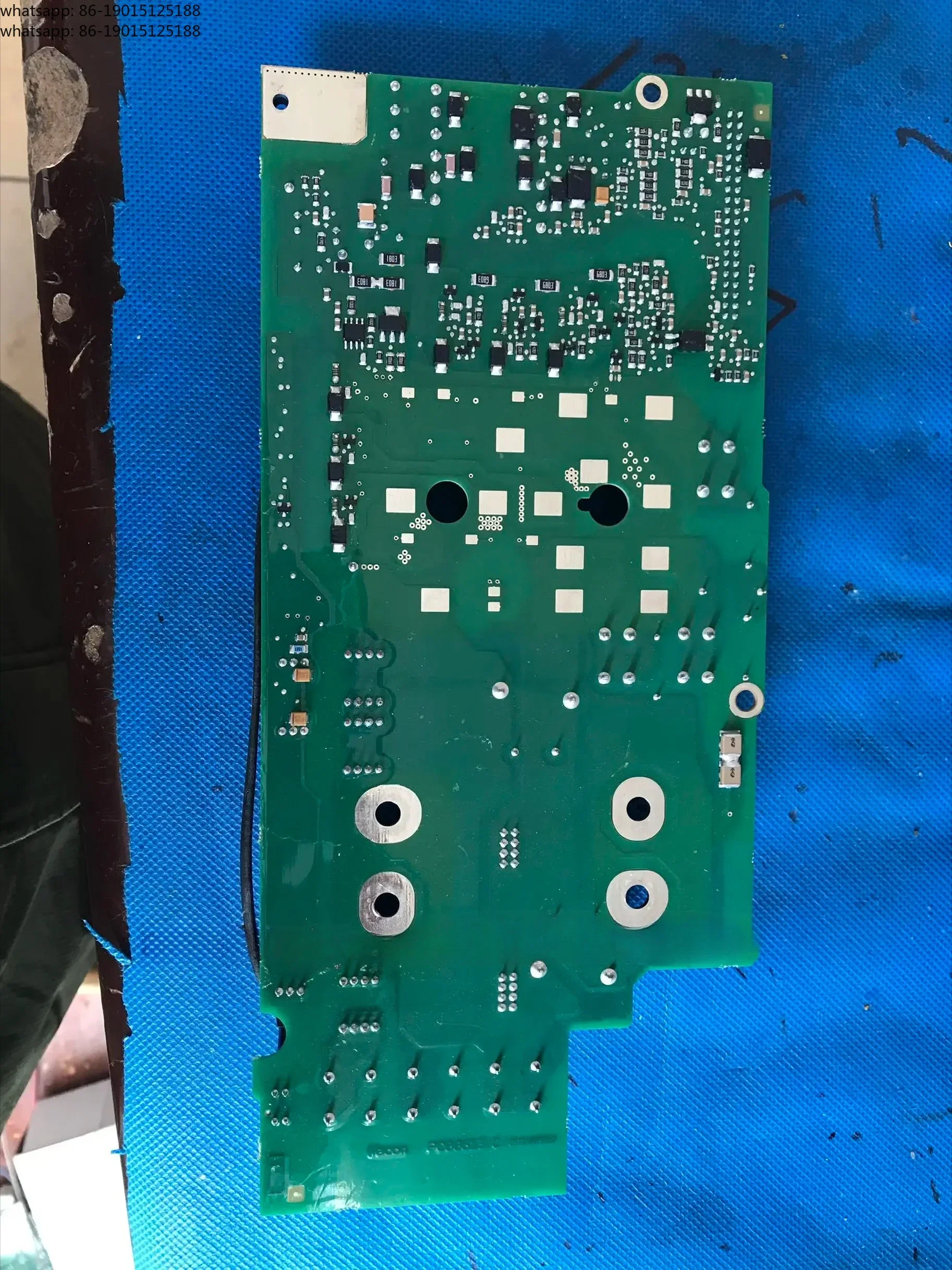 

Новая модель инвертора NXP-NXS 2026 года: основная плата питания/плата драйвера 7.5-11-15 кВт PC00613 413C