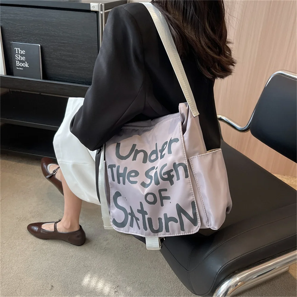 Kpop Kang Seul Gi Same Style Shoulder Bag Personalized Graffiti Letter Large Capacity Mailman Bag Crossbody Bag Street Back Big