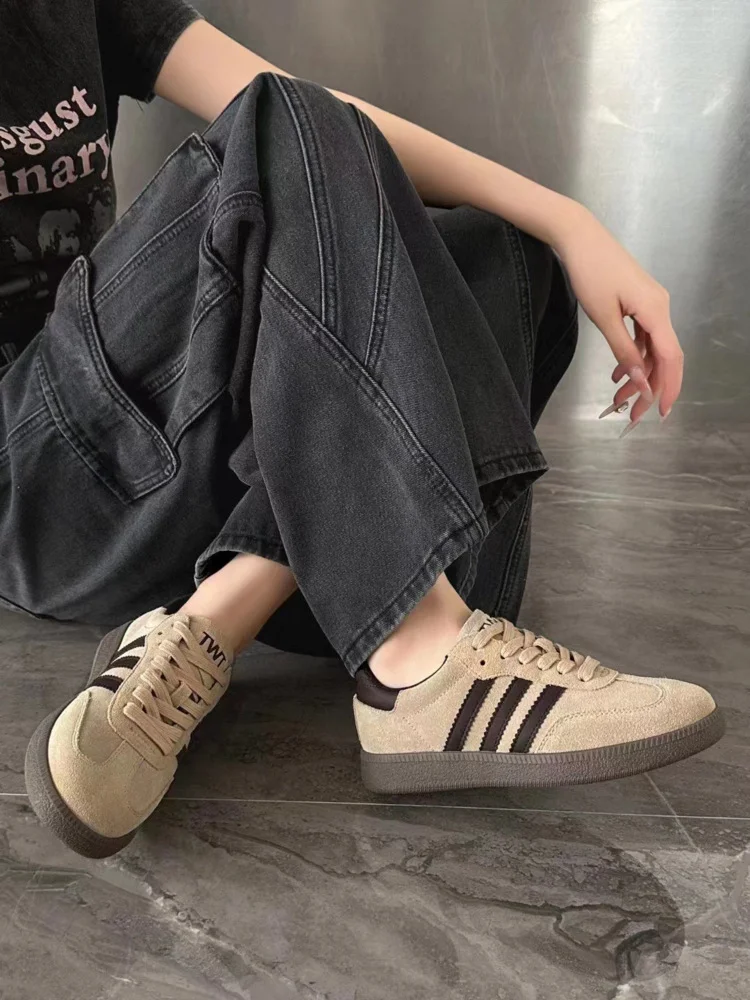 

Frosted Casual Shoes Women's Spring and Summer New Soft Bottom Comfortable Board Shoes Fashionable Hundred Retro Sneakers