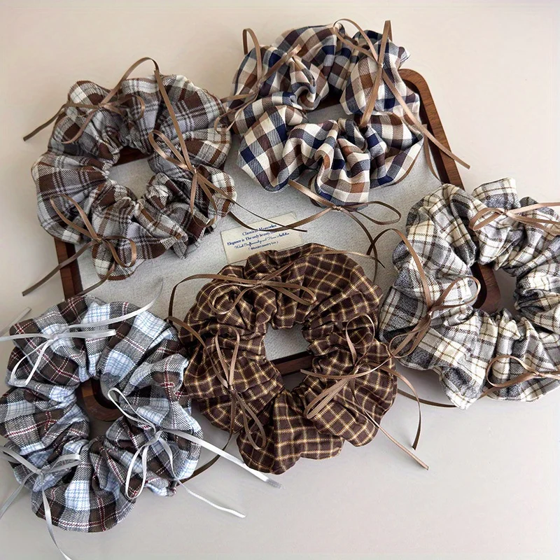 Lazy-chic Corbata para el pelo con lazo a cuadros en tono melange, moño de tela marrón café para cola de caballo baja