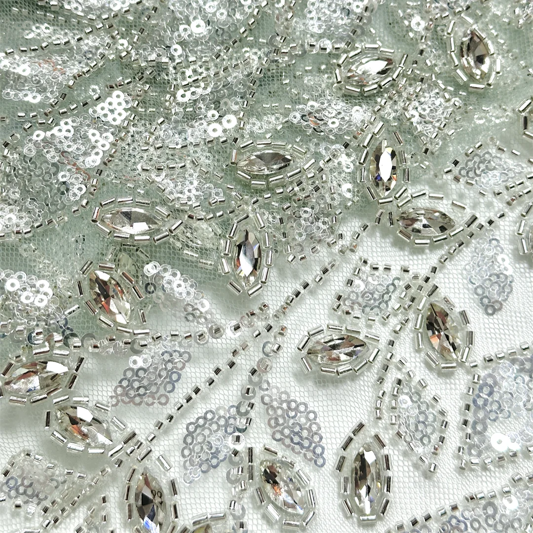 

Latest Austria Rhinestone Floral Embroidery Nigerian Mesh Lace Fabric Sequins Beads Soft Tulle For Wedding Evening Dress Sewing