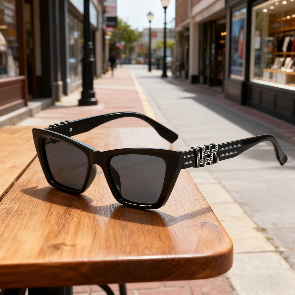 

​​Womens Cat Eye Polarized Sunglasses for Driving Face Slimming UV Protection Fashion Trendy Light Luxury Versatile​​