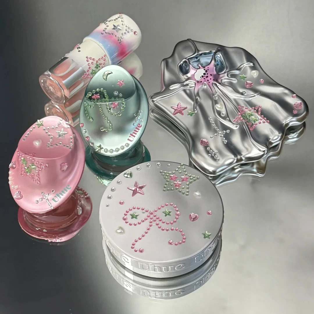 ウーフェ ベルベット マット マルチ スティック クリーム ブラッシュ リップ＆チーク ティント アイシャドウ シマー グロー ロングラスティング ヴィーガン メイクアップ トラベル フレンドリー