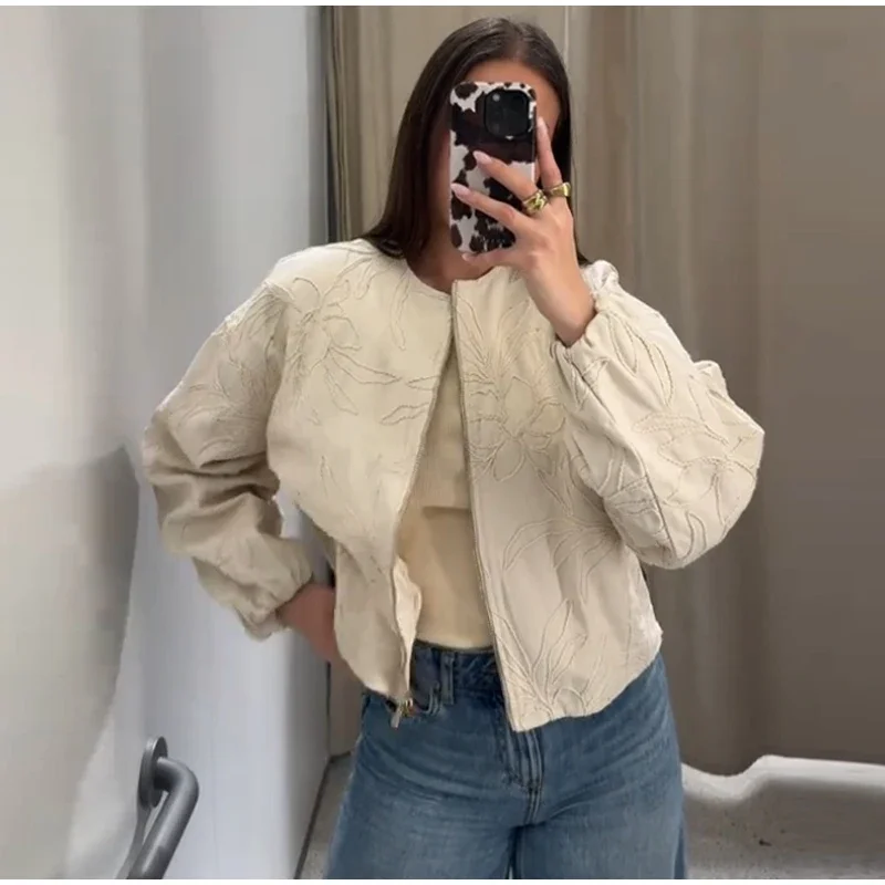 

Autumn New Casual Embroidery Women Bomber Jacket Loose Zipper Long Sleeve Short Coat Female High Street Outwears