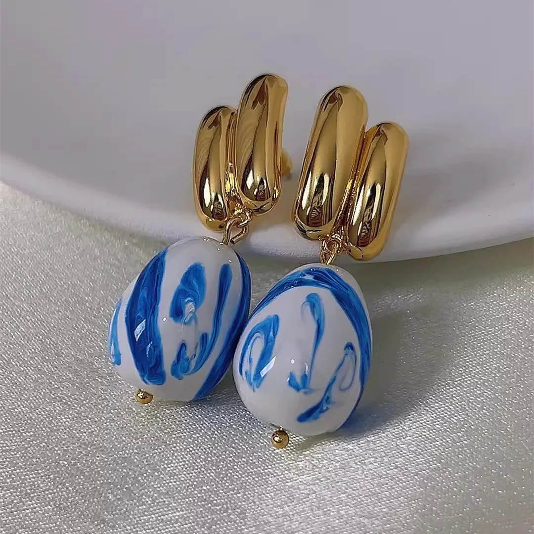 Fashion Vintage Enamel Drop Glaze Line Pendant Earrings for Women Light Luxury Unique Design Trendy High-end Top Charm Jewelry