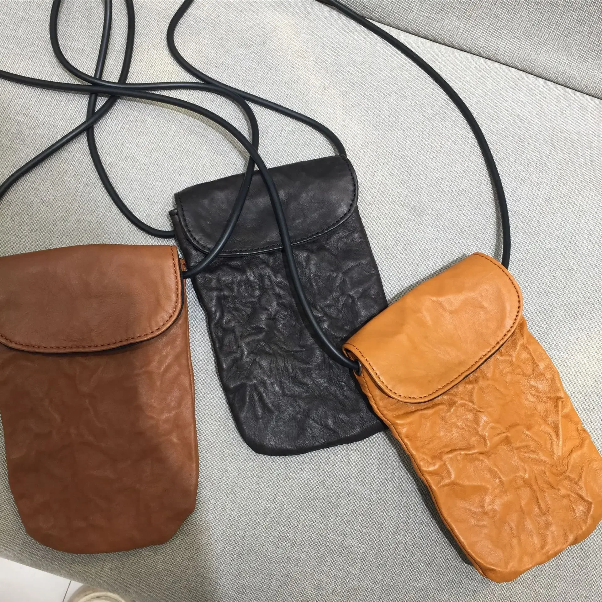 Women New Fashion Genuine Leather Handmade Wrinkle Lambskin Bag Vintage Nostalgia Mini Phone Bags ShoulderBag CrossbodyBag Daily