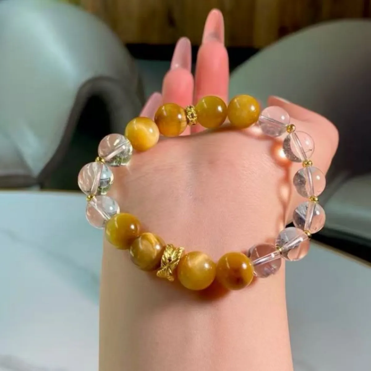 

Natural Crystal Bracelet White Crystal Golden Tiger Eye Light Luxury Fashion Bracelet Original Niche Design