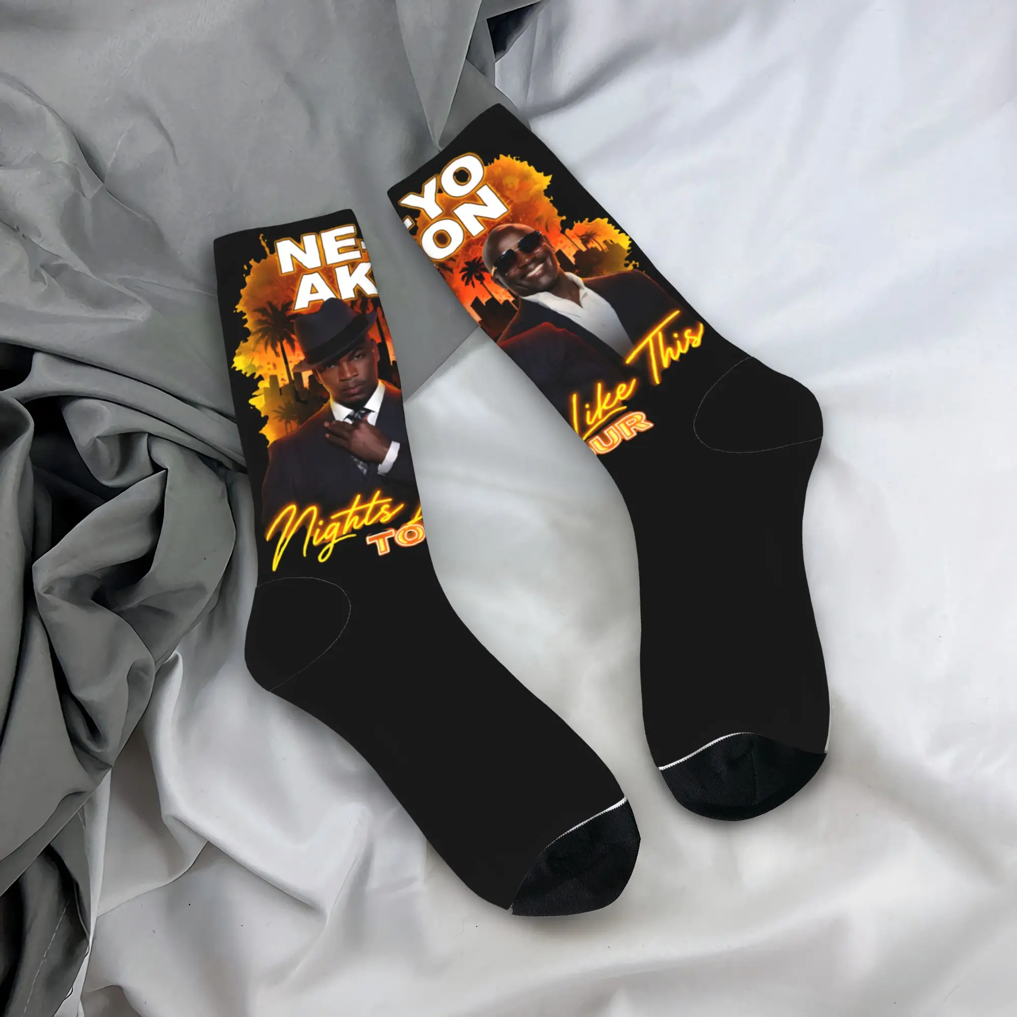 

Akon Stockings Unisex Men Socks Warm Soft Gothic Socks Autumn Cycling Anti Skid Graphic Socks Birthday Present
